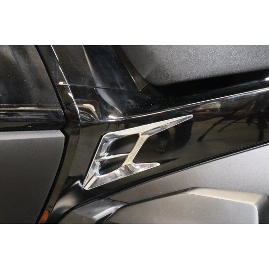 2018 Honda Goldwing GL1800 Chrome Side Cover Accent